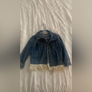 3t Jean jacket with lace